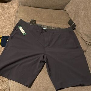 7 Diamonds Men's Aeroplane Hybrid Performance 10" Inseam Gray/Black Size 42 NWT